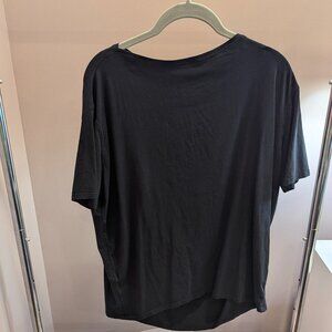 Lululemon Back in Action Short Sleeve Shirt  (6, Black)